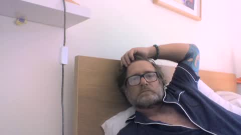 fantasying01 online show from 09.17.25