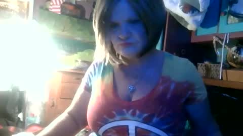 Snapshot of fantasymaid49 chatting on 01.17.25 fantasymaid49 online show from 01.17.25