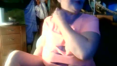 Snapshot of fantasymaid49 chatting on 01.19.25 fantasymaid49 online show from 01.19.25