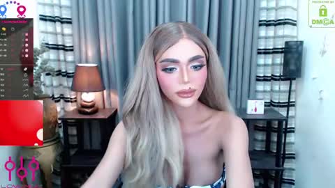 Snapshot of fantasyofsex chatting on 07.30.26 YASI online show from 07.30.26