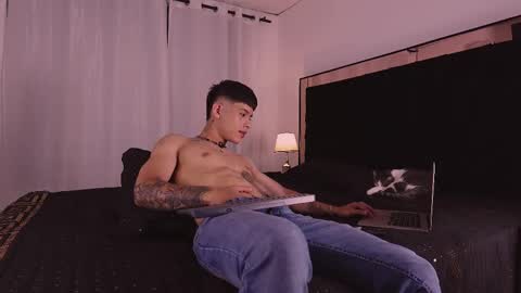 Snapshot of farid_jake_ chatting on 10.08.25 farid_jake_ online show from 10.08.25