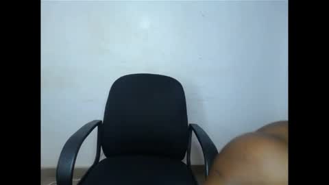 Snapshot of farihababy chatting on 02.15.26 fariha online show from 02.15.26