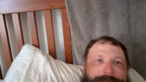 Snapshot of farm2boy chatting on 09.29.25 Farm2boy online show from 09.29.25