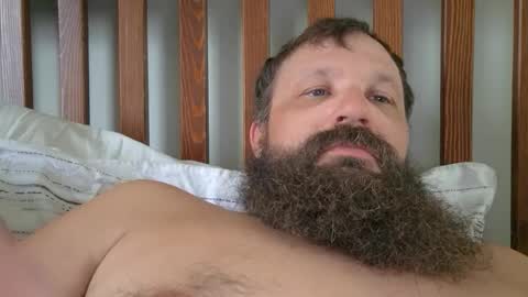 Snapshot of farm2boy chatting on 02.18.26 Farm2boy online show from 02.18.26