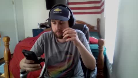 Snapshot of farmboy2398 chatting on 02.21.25 farmboy2398 online show from 02.21.25