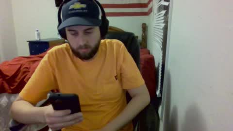 Snapshot of farmboy2398 chatting on 02.28.25 farmboy2398 online show from 02.28.25