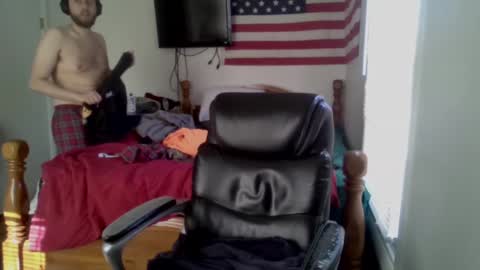 Snapshot of farmboy2398 chatting on 03.07.25 farmboy2398 online show from 03.07.25