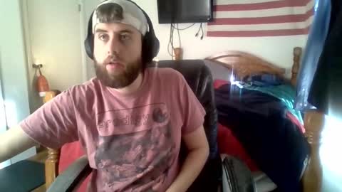 Snapshot of farmboy2398 chatting on 11.28.25 farmboy2398 online show from 11.28.25