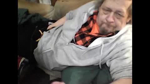 Snapshot of fasteddysex chatting on 04.12.26 HoneyCumJuice4U online show from 04.12.26