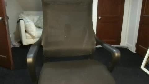 Fatassissy online show from 12.19.25