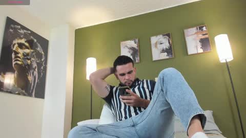 Snapshot of fatdick_1 chatting on 05.09.26 M A T T E O online show from 05.09.26
