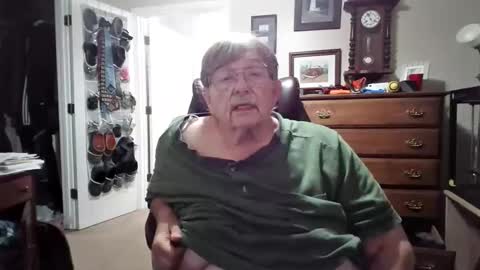 Snapshot of fatdickad chatting on 10.14.25 fatdickad online show from 10.14.25