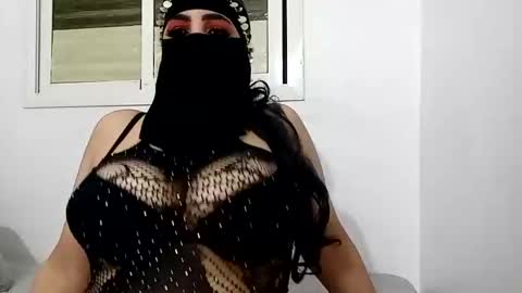 Snapshot of fati_123 chatting on 11.05.25 fati_123 online show from 11.05.25