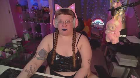Snapshot of fatveronica chatting on 03.21.26 FatVeronica online show from 03.21.26