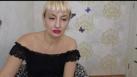 favorite_angel online show from 01.28.25