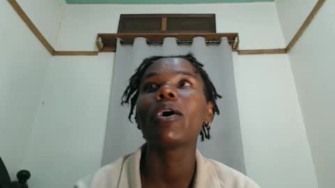 Snapshot of fayrie1 chatting on 09.15.25 fayrie1 online show from 09.15.25