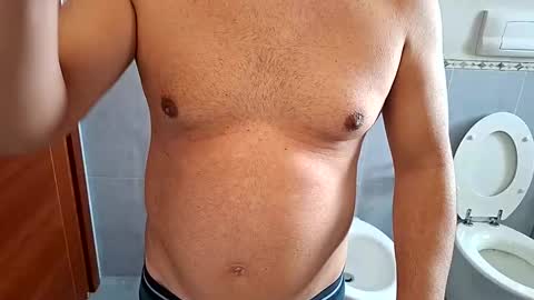 Snapshot of fede2985 chatting on 12.04.24 Fede online show from 12.04.24