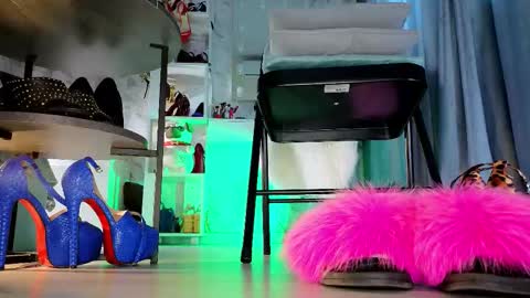 Kris online show from 11.26.25