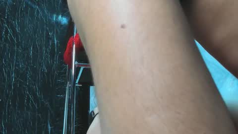 Snapshot of feetbynic chatting on 10.18.25 feetbynic online show from 10.18.25