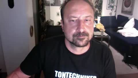 feetkissboy online show from 09.27.25