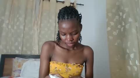 feetlovely507541 online show from 05.19.26