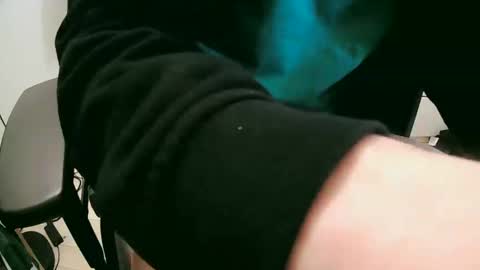 Snapshot of feetlover7878 chatting on 03.11.25 feetlover7878 online show from 03.11.25