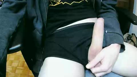 Snapshot of feetlover7878 chatting on 10.19.25 feetlover7878 online show from 10.19.25