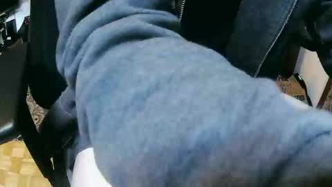 Snapshot of feetlover7878 chatting on 10.22.25 feetlover7878 online show from 10.22.25