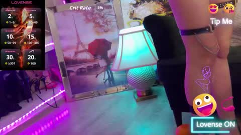 Snapshot of feetvibe chatting on 09.26.25 FeetVibe online show from 09.26.25