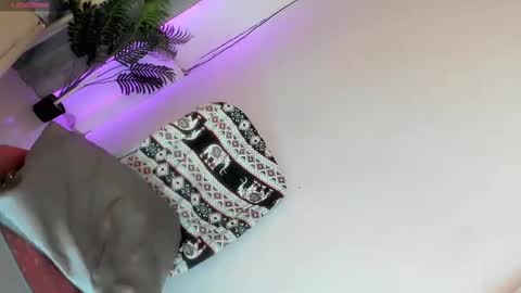 Prianka online show from 12.23.24