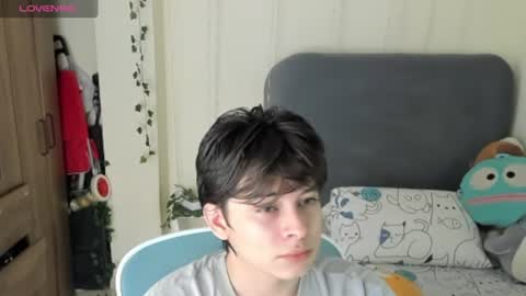 Snapshot of felix_leex chatting on 06.15.26 Felix leex online show from 06.15.26