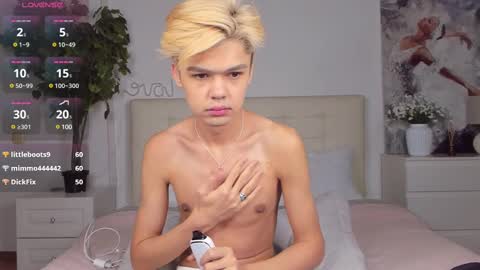 Snapshot of felix_rey chatting on 02.27.25 Felix online show from 02.27.25