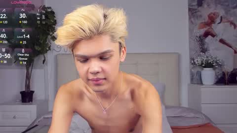 Snapshot of felix_rey chatting on 03.02.25 Felix online show from 03.02.25