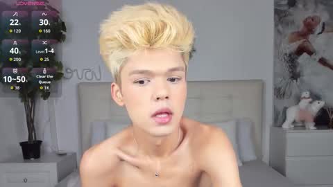 Snapshot of felix_rey chatting on 12.05.25 Felix online show from 12.05.25