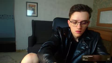 Snapshot of felixstark chatting on 12.22.25 FelixStark online show from 12.22.25