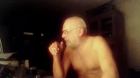Snapshot of femdom_sub chatting on 12.28.24 femdom_sub online show from 12.28.24
