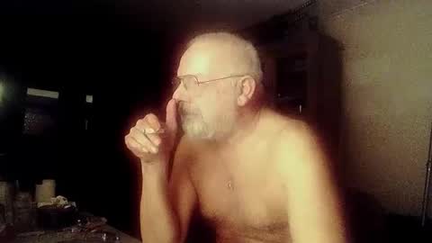Snapshot of femdom_sub chatting on 01.01.25 femdom_sub online show from 01.01.25