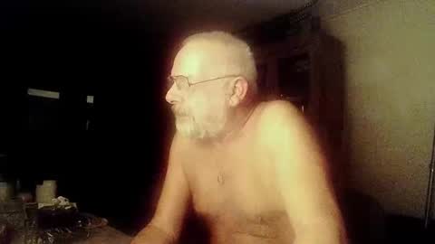 Snapshot of femdom_sub chatting on 01.02.25 femdom_sub online show from 01.02.25