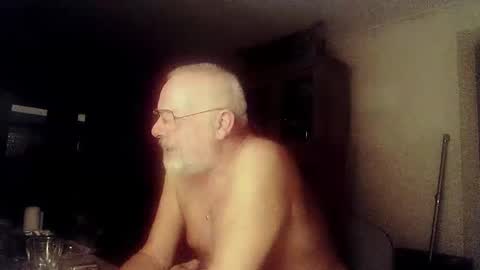 Snapshot of femdom_sub chatting on 01.03.25 femdom_sub online show from 01.03.25