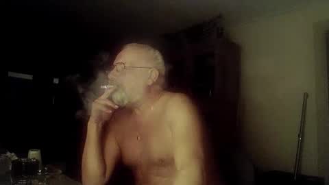 Snapshot of femdom_sub chatting on 01.08.25 femdom_sub online show from 01.08.25