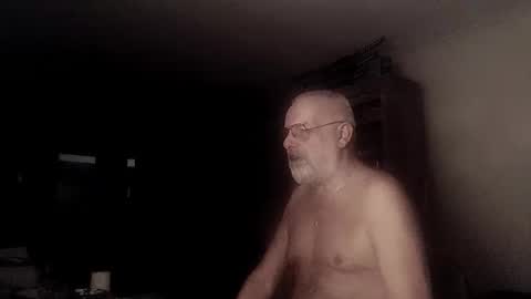 Snapshot of femdom_sub chatting on 01.16.25 femdom_sub online show from 01.16.25