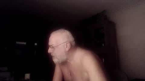 Snapshot of femdom_sub chatting on 01.16.25 femdom_sub online show from 01.16.25