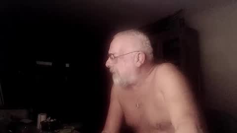 Snapshot of femdom_sub chatting on 01.20.25 femdom_sub online show from 01.20.25
