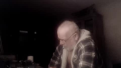 Snapshot of femdom_sub chatting on 01.24.25 femdom_sub online show from 01.24.25