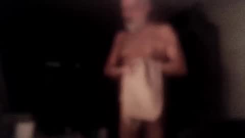 Snapshot of femdom_sub chatting on 01.28.25 femdom_sub online show from 01.28.25