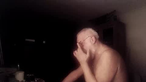 Snapshot of femdom_sub chatting on 02.01.25 femdom_sub online show from 02.01.25