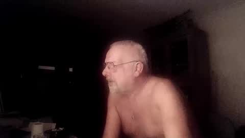 Snapshot of femdom_sub chatting on 02.24.25 femdom_sub online show from 02.24.25