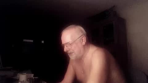 Snapshot of femdom_sub chatting on 02.24.25 femdom_sub online show from 02.24.25