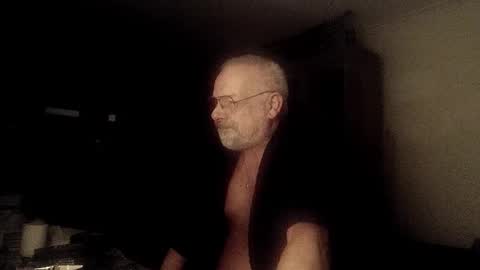 Snapshot of femdom_sub chatting on 03.03.25 femdom_sub online show from 03.03.25