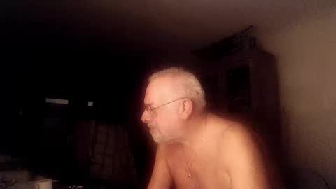 Snapshot of femdom_sub chatting on 03.07.25 femdom_sub online show from 03.07.25